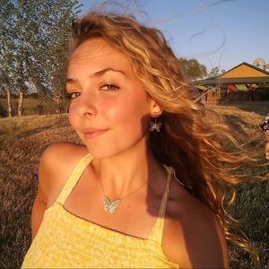 Meet your Posher, Eden